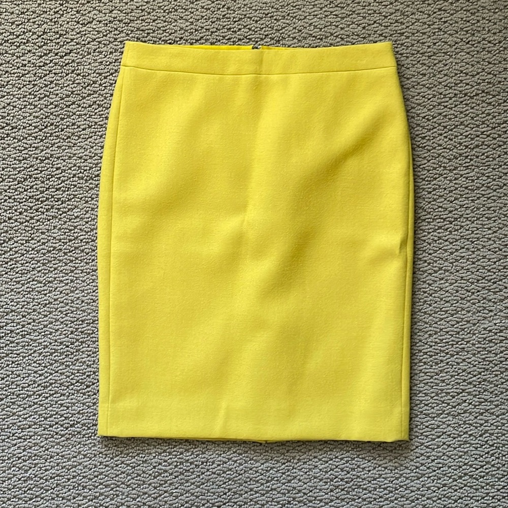 J Crew wool lined pencil skirt. Size 8